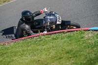 enduro-digital-images;event-digital-images;eventdigitalimages;mallory-park;mallory-park-photographs;mallory-park-trackday;mallory-park-trackday-photographs;no-limits-trackdays;peter-wileman-photography;racing-digital-images;trackday-digital-images;trackday-photos